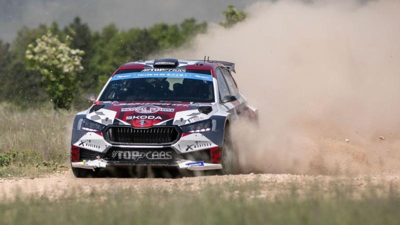 Rally Hungary: Lélegzetelállító küzdelem bontakozik ki ebben a pillanatban is!