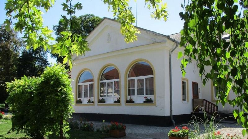 Családi találkozó az Aranyfűz Otthonban: Egy esemény, amely hidat épít a generációk között