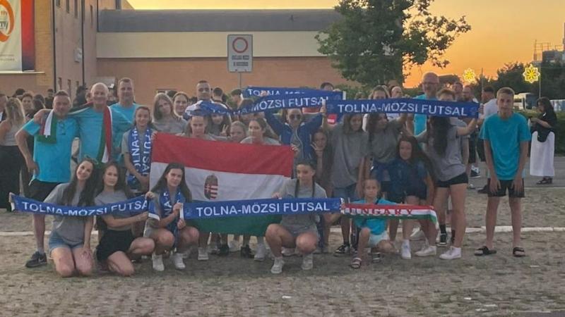 A Tolna-Mözs csapata ismét megmutatta tudását a neves olaszországi tornán, és ezzel újra bebizonyította, hogy helye van a nemzetközi sportélet élvonalában.