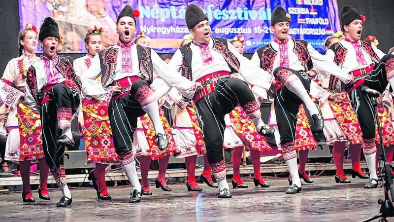 Kenya és India különleges táncos ünnepséggel érkezik Nyíregyházára - lépések ritmusában!