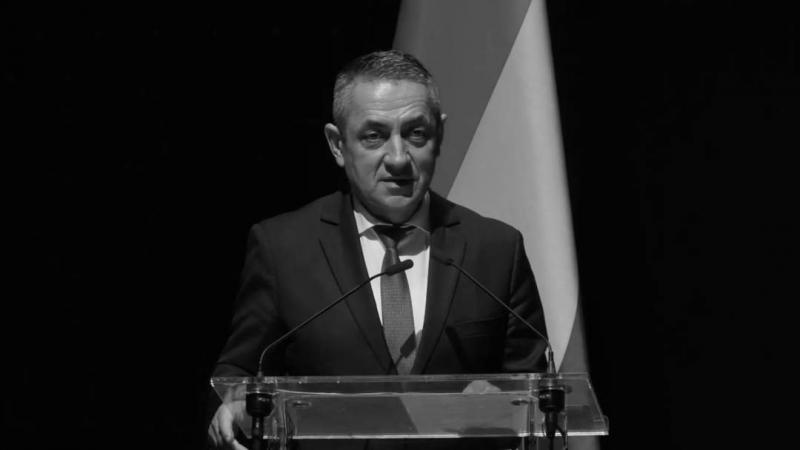 Potápi Árpád János posztumusz Magyar Örökség díjjal tüntették ki.