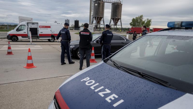 A szomszédos országok hangot adtak tiltakozásuknak a német belügyminiszter ambiciózus terveivel szemben.