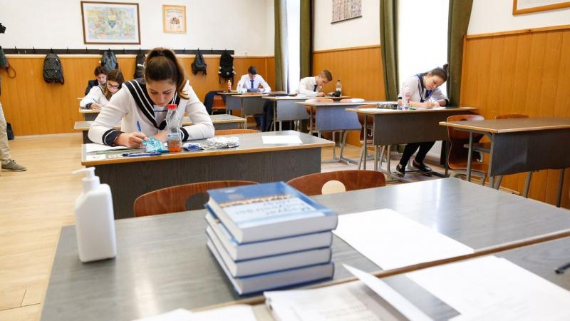 Fedezd fel, milyen izgalmas témák várnak rád a magyar érettségin a mesterséges intelligencia előrejelzései alapján!