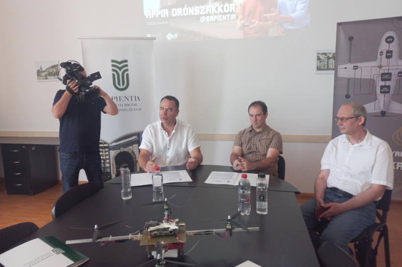 Újabb izgalmas lehetőség nyílik a Sapientia EMTE hallgatói számára!