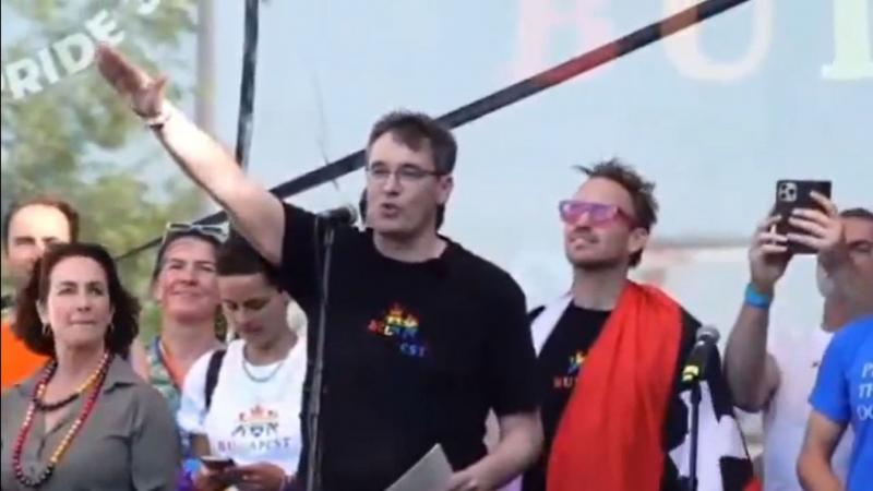 Karácsony Gergely náci karlendítése: ez már nem az első alkalom a baloldalon.