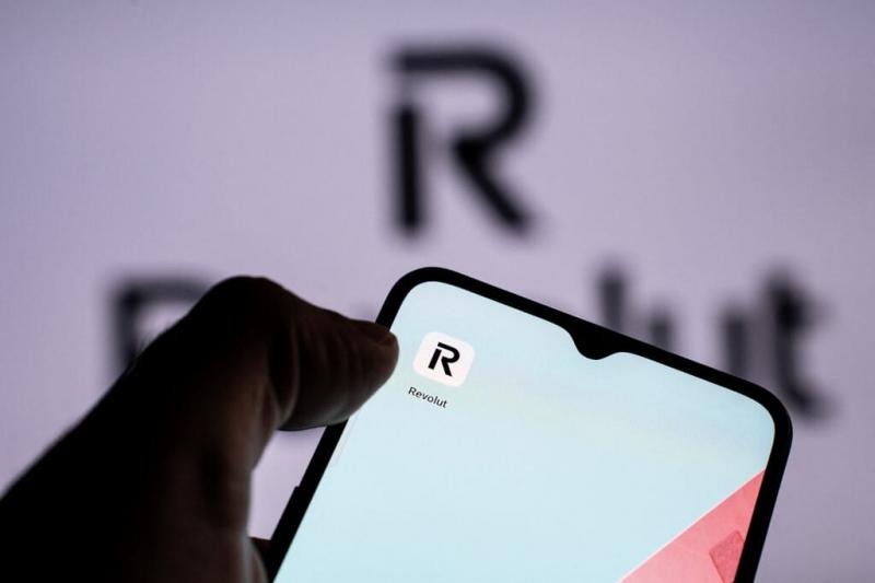 A Revolut megálljt parancsolt: a kriptovaluták ezentúl se ki, se be – vajon indokolt döntés ez, vagy csupán túlzott félelem?